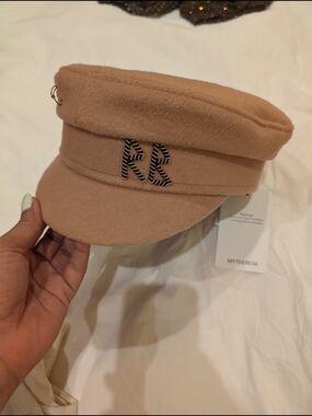 NWT Ruslan Baginskiy Camel Wool Baker Boy Cap size Large